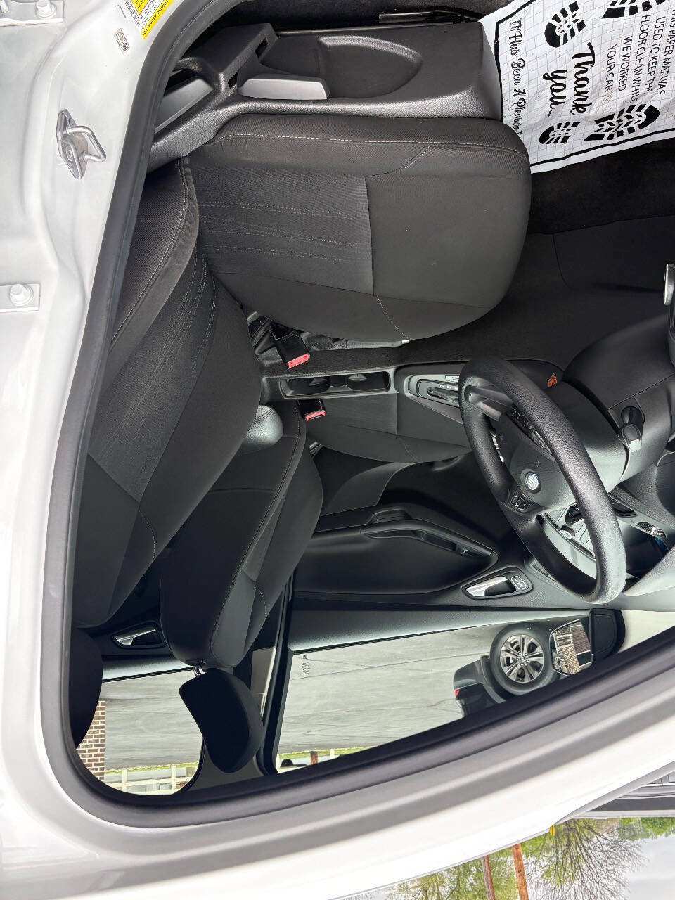 Used 2015 Ford Focus SE FWD image 21