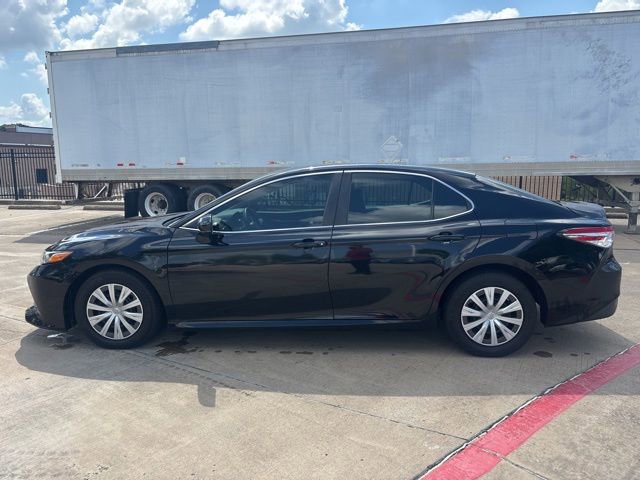 Used 2018 Toyota Camry FWD image 8