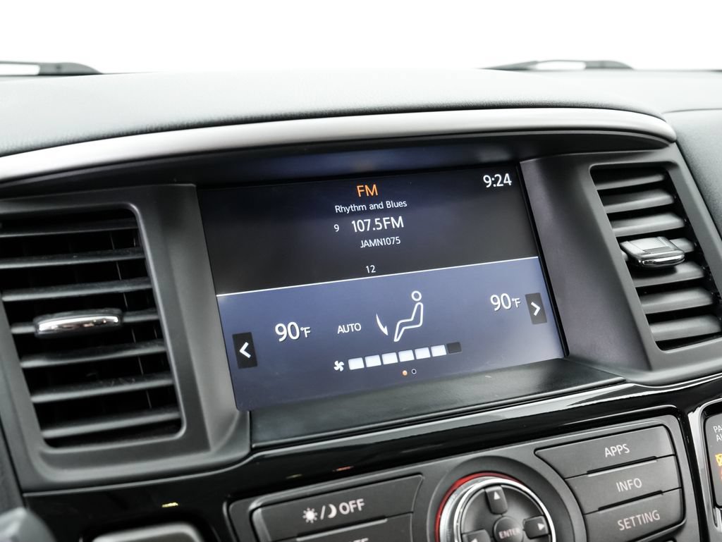 Used 2019 Nissan Pathfinder SV AWD/4WD image 15