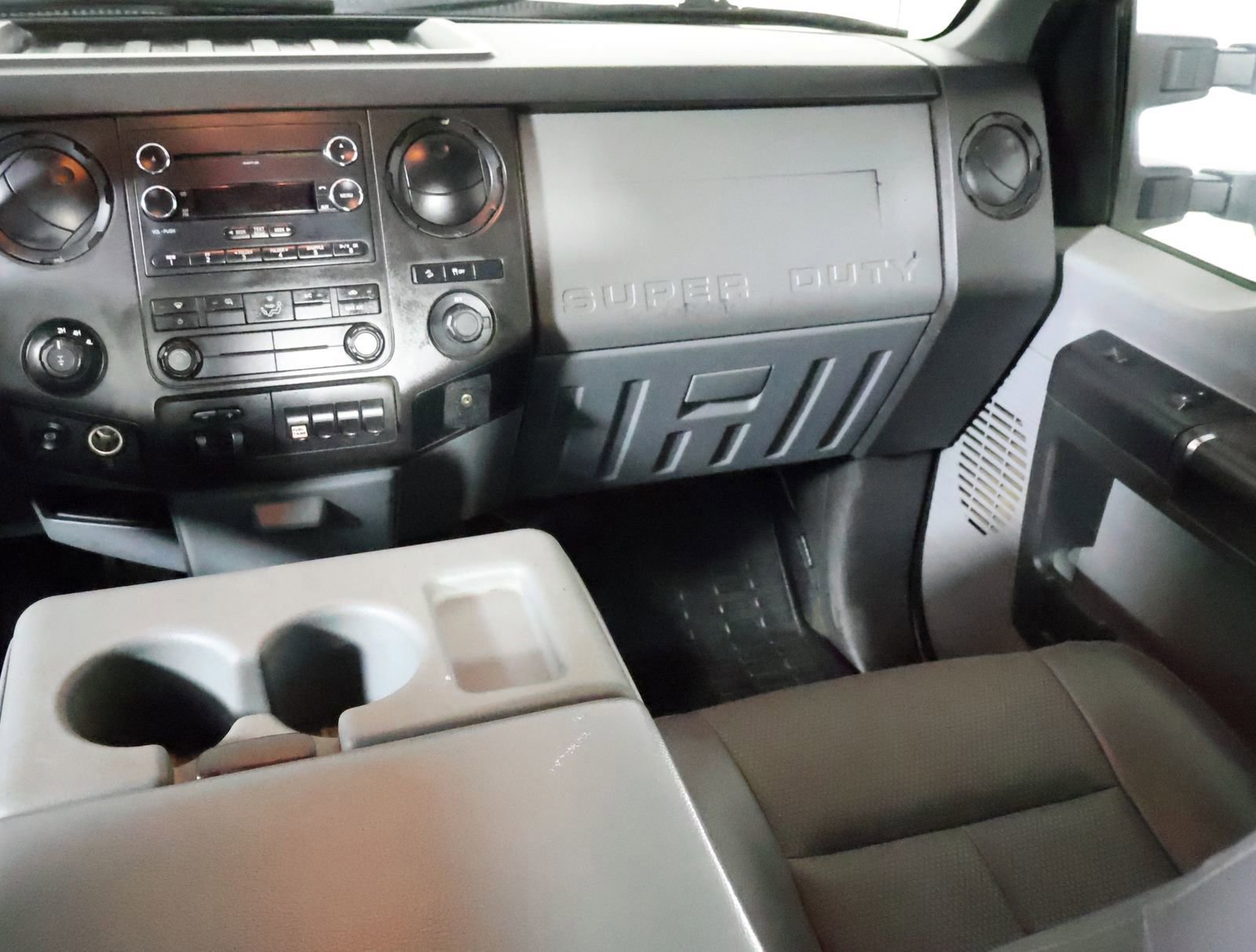 Used 2015 Ford F250 XL w/ Power Equipment Group image 28