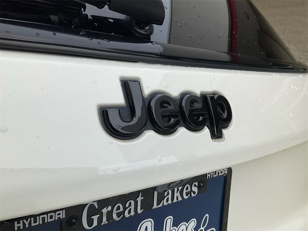 Used 2020 Jeep Compass Latitude image 10