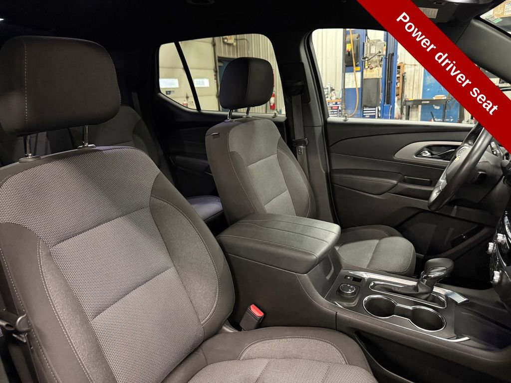 Used 2022 Chevrolet Traverse LT AWD/4WD image 44