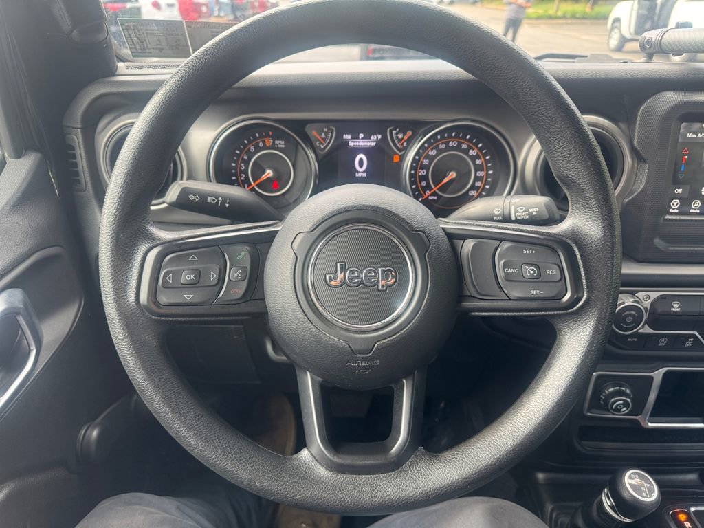 Used 2023 Jeep Gladiator Sport AWD/4WD image 27