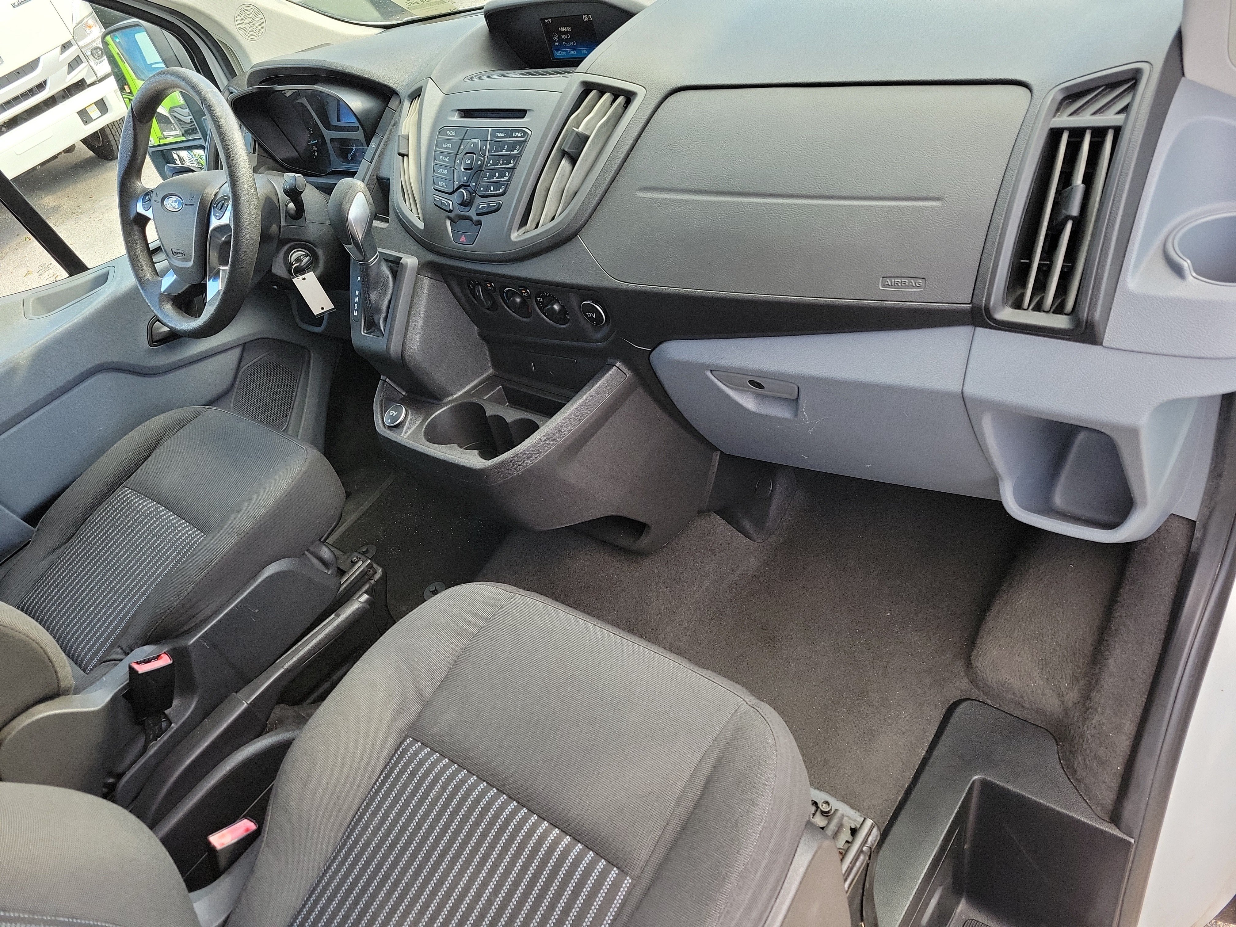 Used 2018 Ford Transit 350 XL RWD image 9