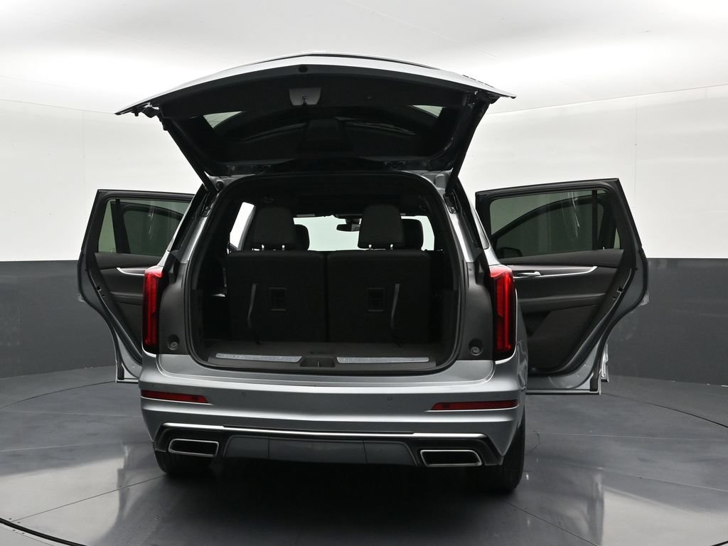 Certified 2024 Cadillac XT6 Luxury FWD image 34