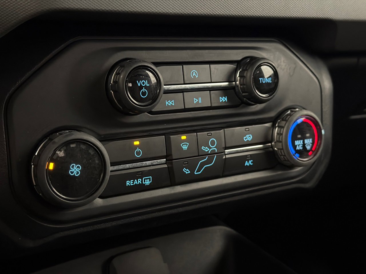 Used 2023 Ford Bronco 2-Door w/ Sasquatch Package image 23