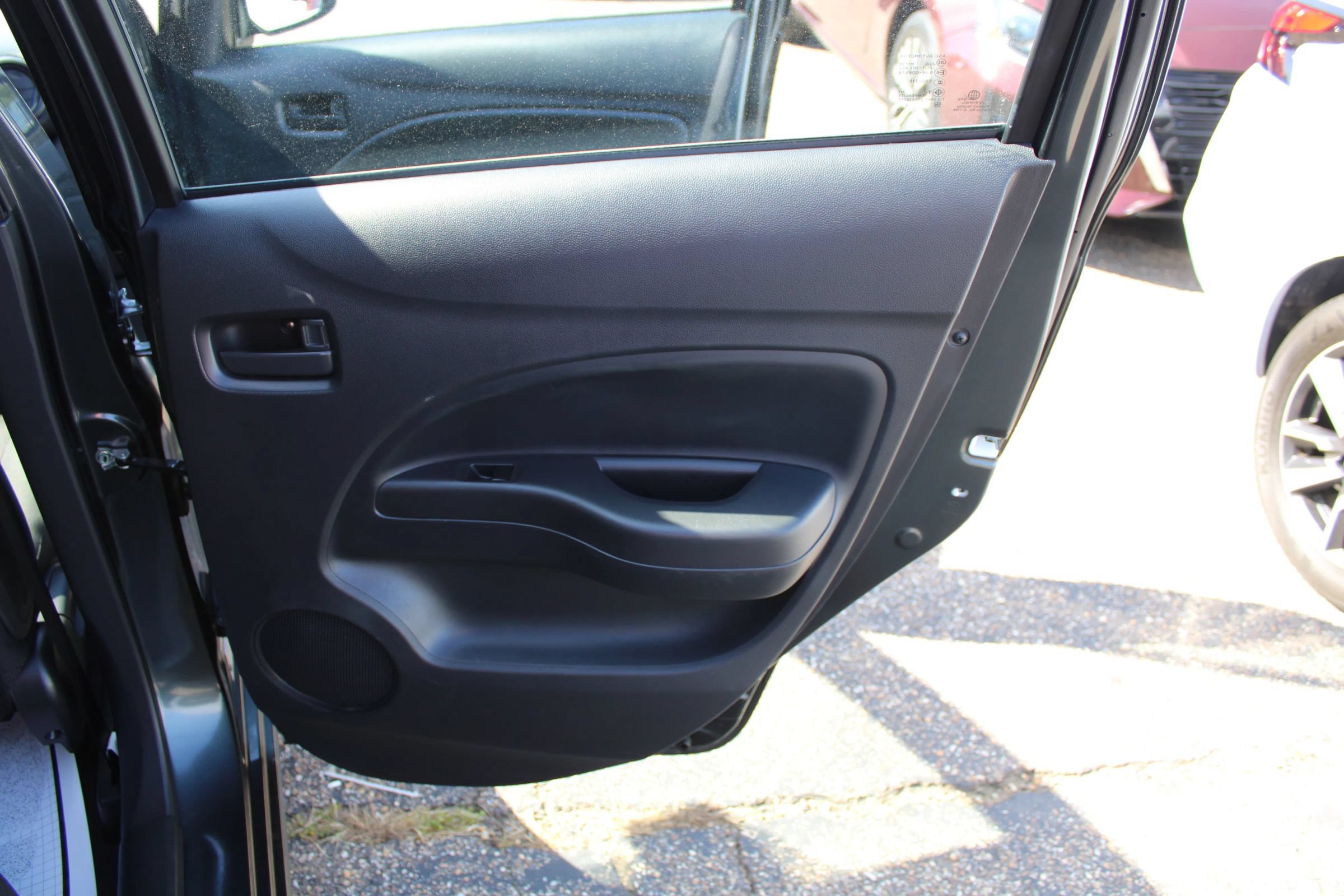Used 2024 Mitsubishi Mirage ES FWD image 16