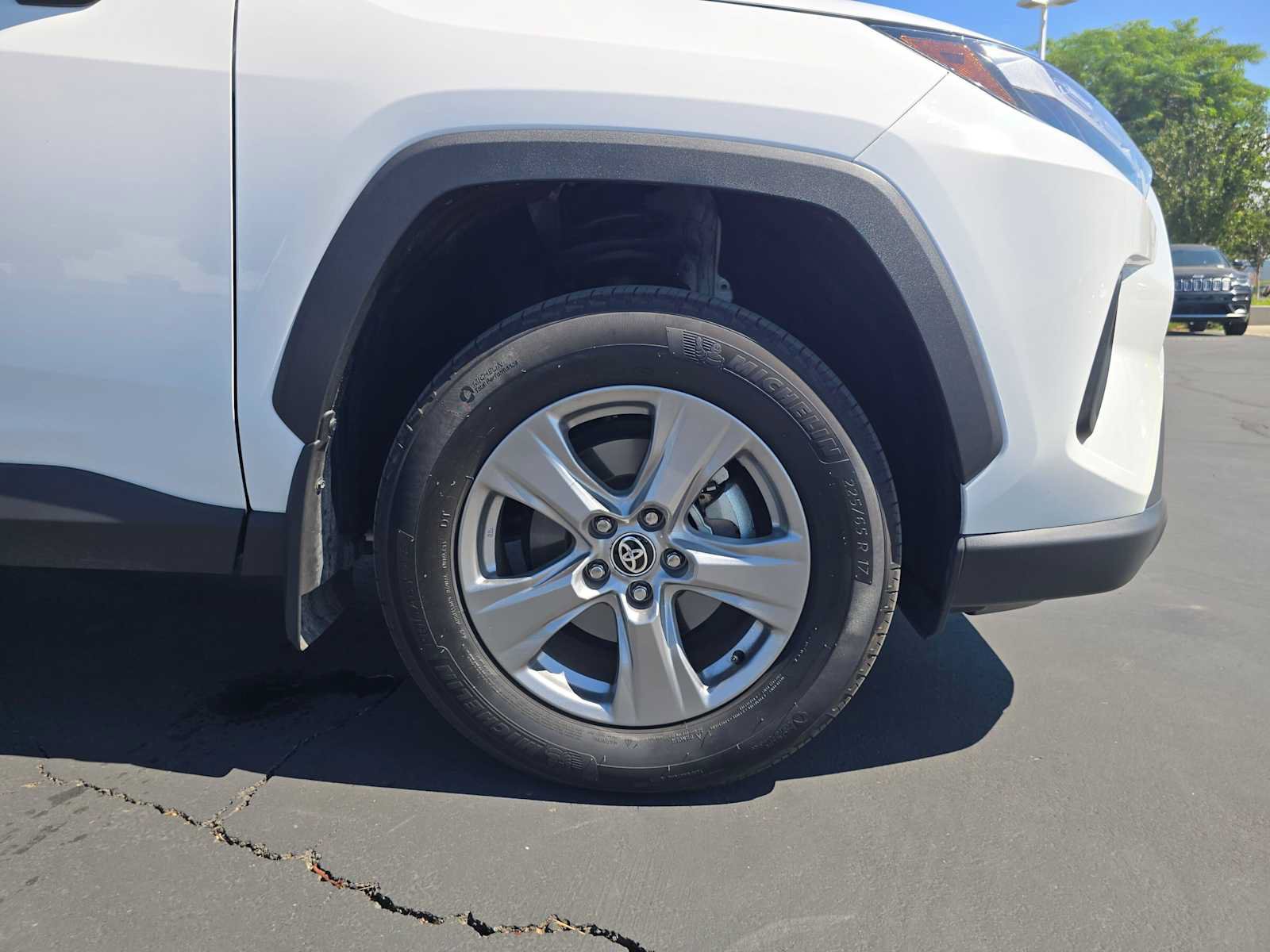 Certified 2025 Toyota RAV4 XLE FWD image 9