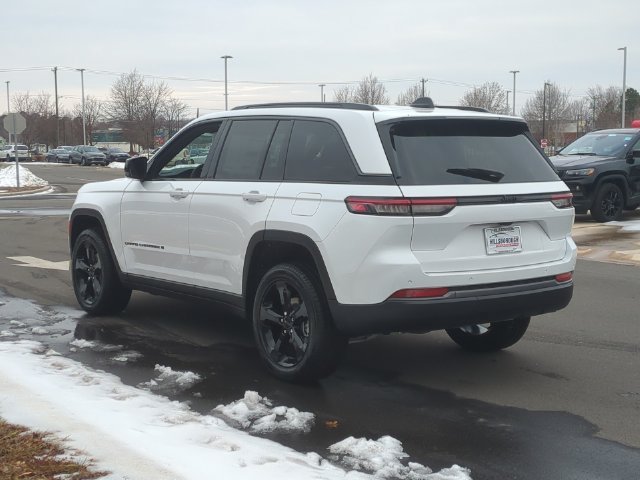 New 2026 Jeep Grand Cherokee Limited w/ Limited Altitude Package RWD image 11