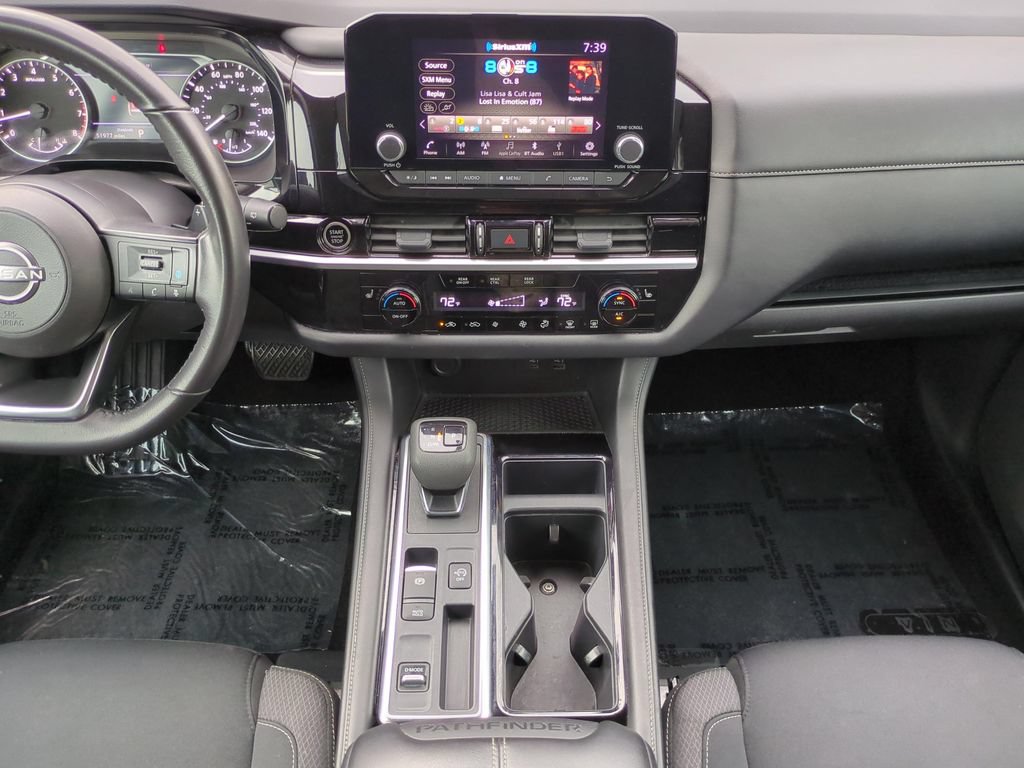 Certified 2024 Nissan Pathfinder SV FWD image 16