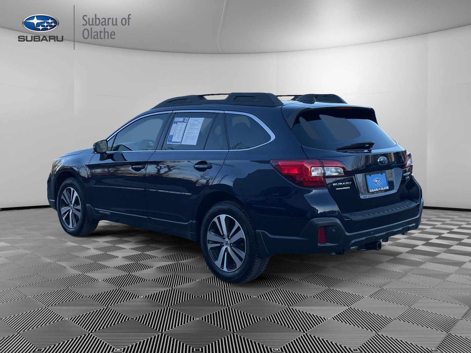 Used 2018 Subaru Outback 3.6R Limited image 9