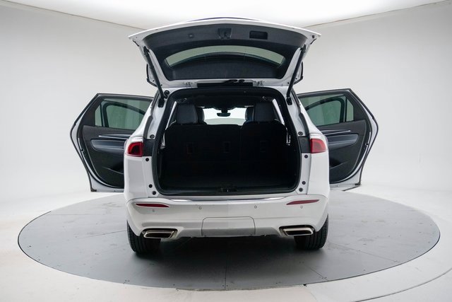 Used 2024 Buick Enclave Premium image 24