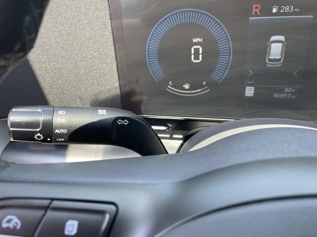 Used 2025 Hyundai Kona SEL AWD/4WD image 37