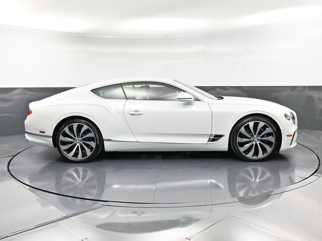 Used 2024 Bentley Continental GT image 9