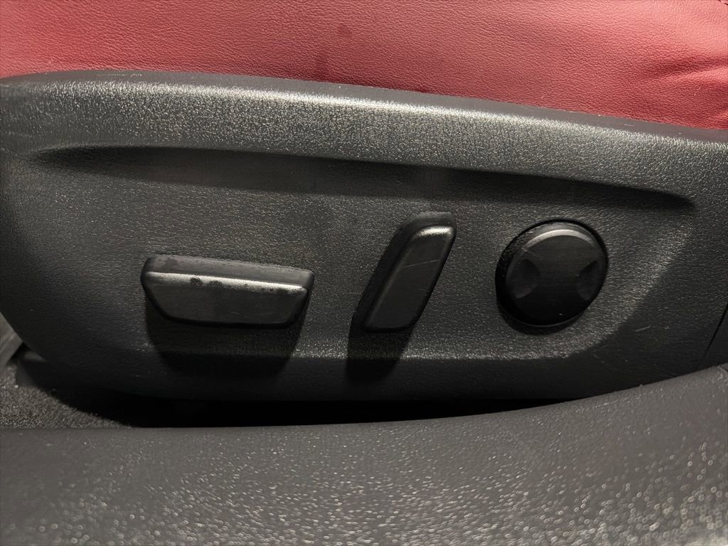 Used 2022 MAZDA MAZDA3 s image 21