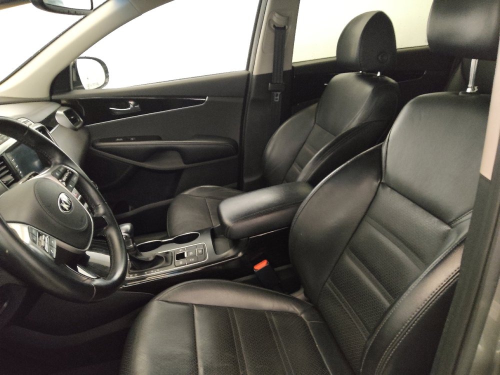 Used 2019 Kia Sorento EX AWD/4WD image 17