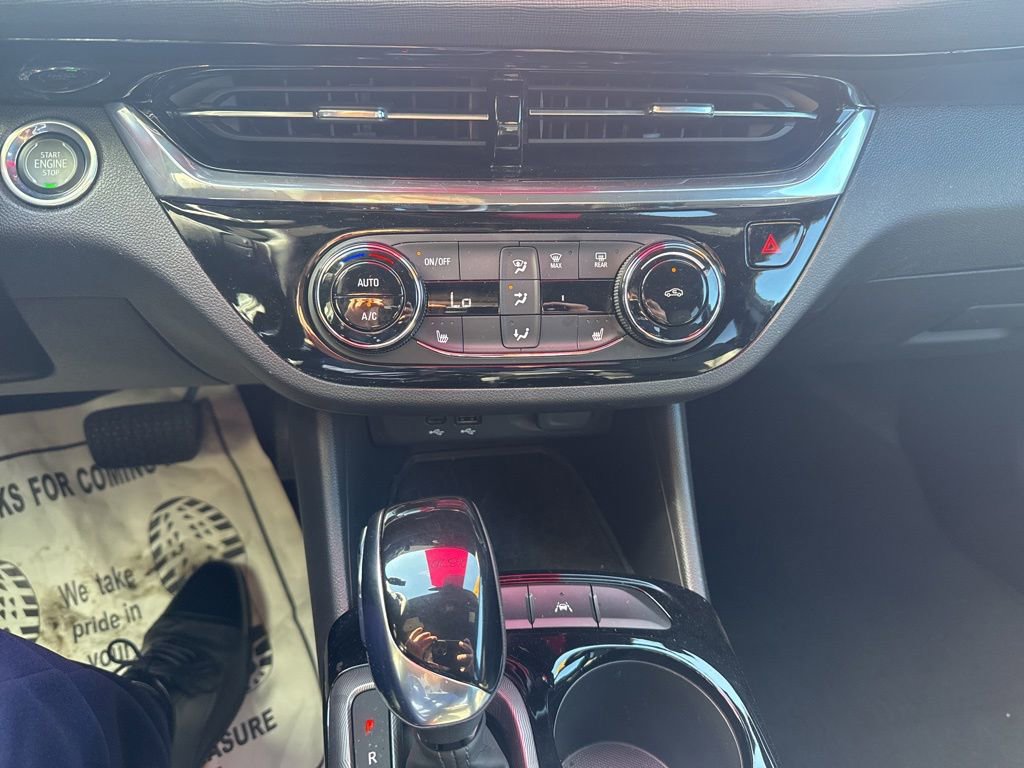 Used 2025 Buick Envista Sport Touring w/ Convenience I Package FWD image 17