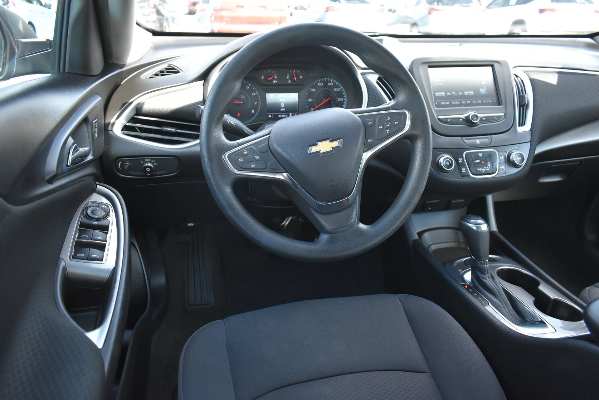 Used 2018 Chevrolet Malibu LS w/ LPO, Convenience Package 2 FWD image 15