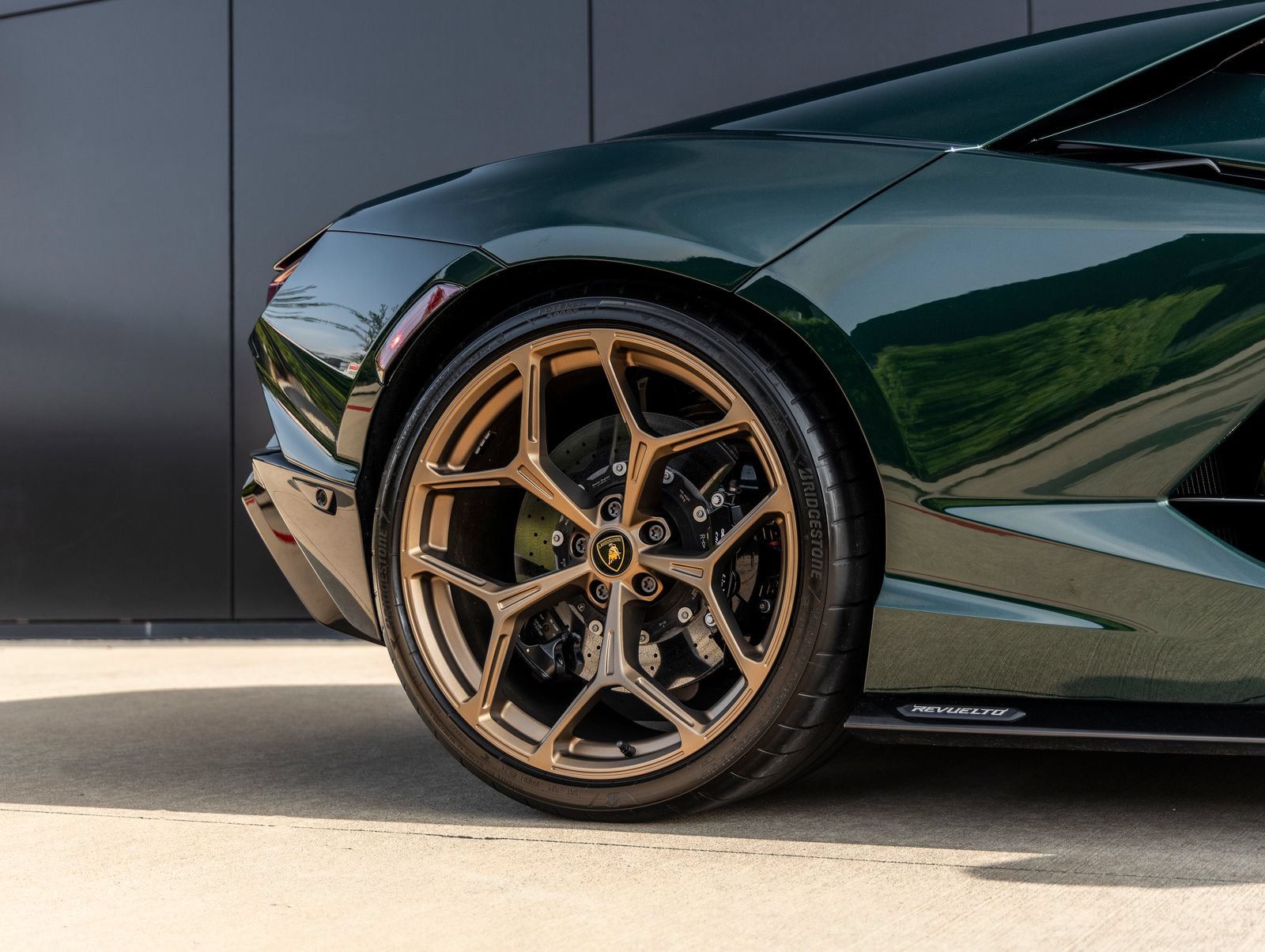Used 2025 Lamborghini Revuelto AWD/4WD image 24