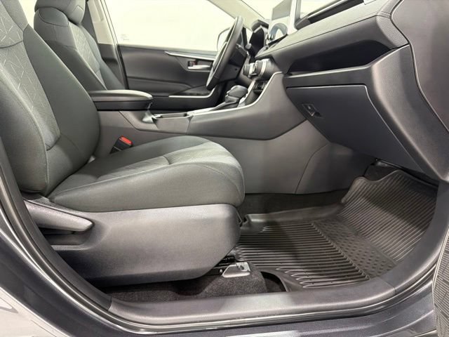 Used 2025 Toyota RAV4 XLE w/ Convenience Package AWD/4WD image 20