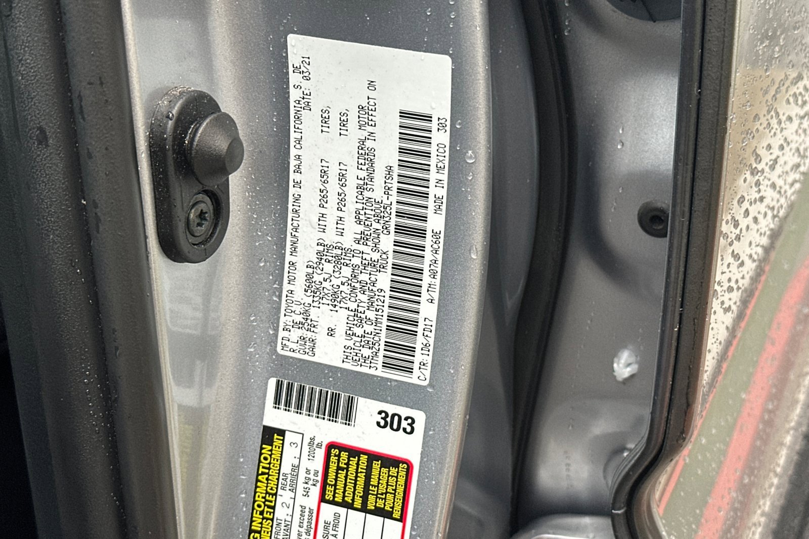 Used 2021 Toyota Tacoma TRD Sport w/ Technology Package image 38