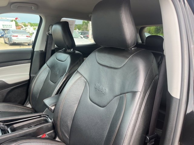 Used 2022 Jeep Compass Limited image 16