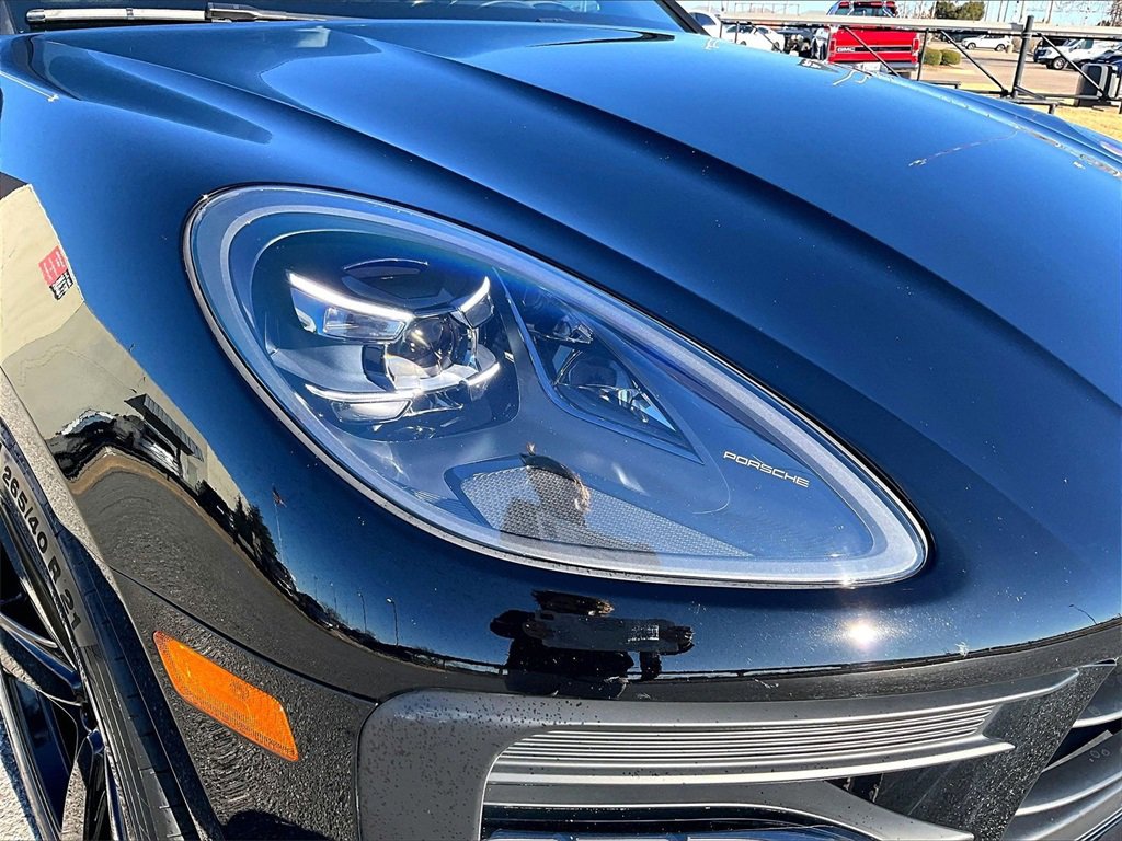 Used 2021 Porsche Macan GTS image 12