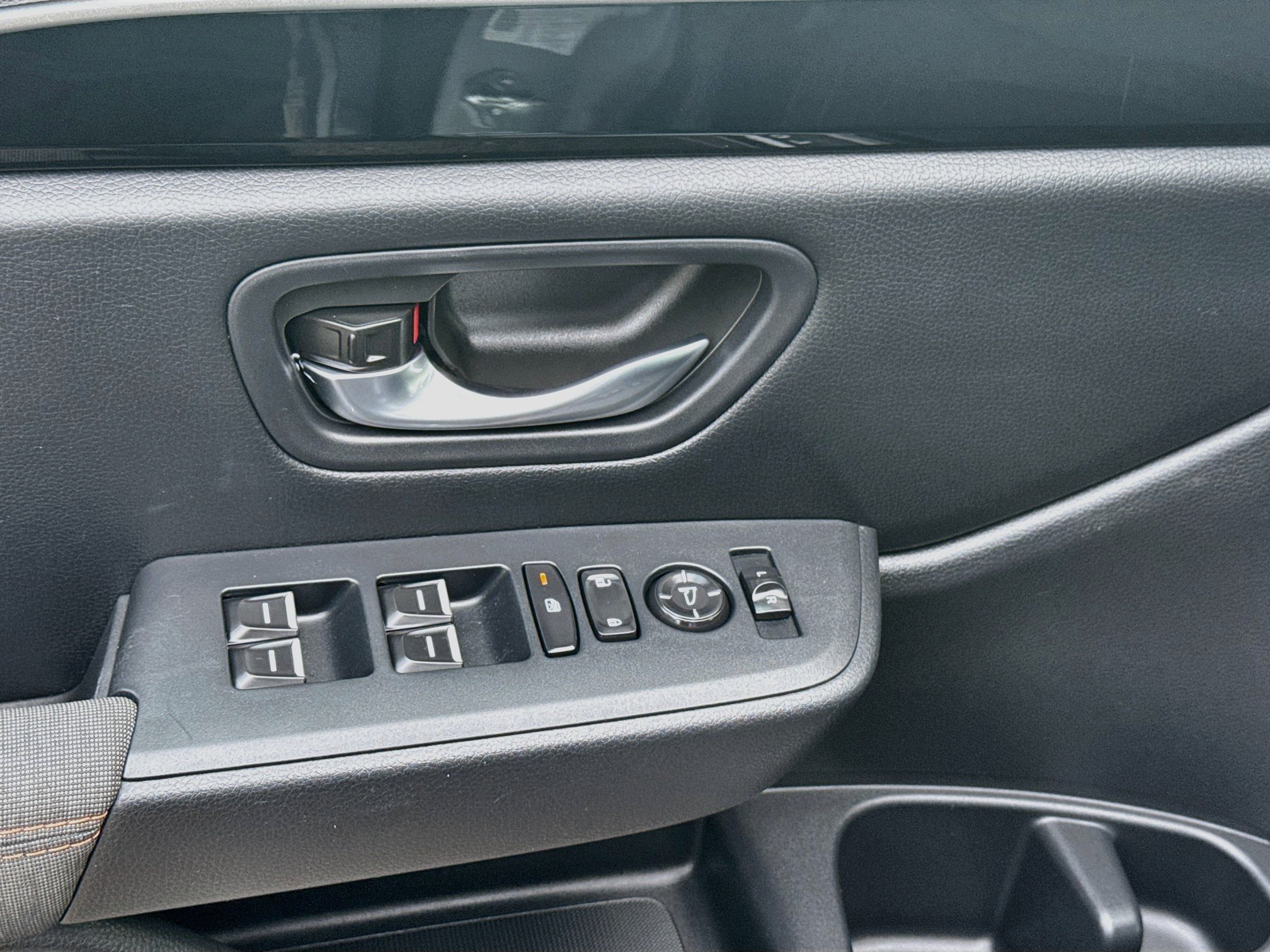 Certified 2024 Honda Pilot Sport image 16