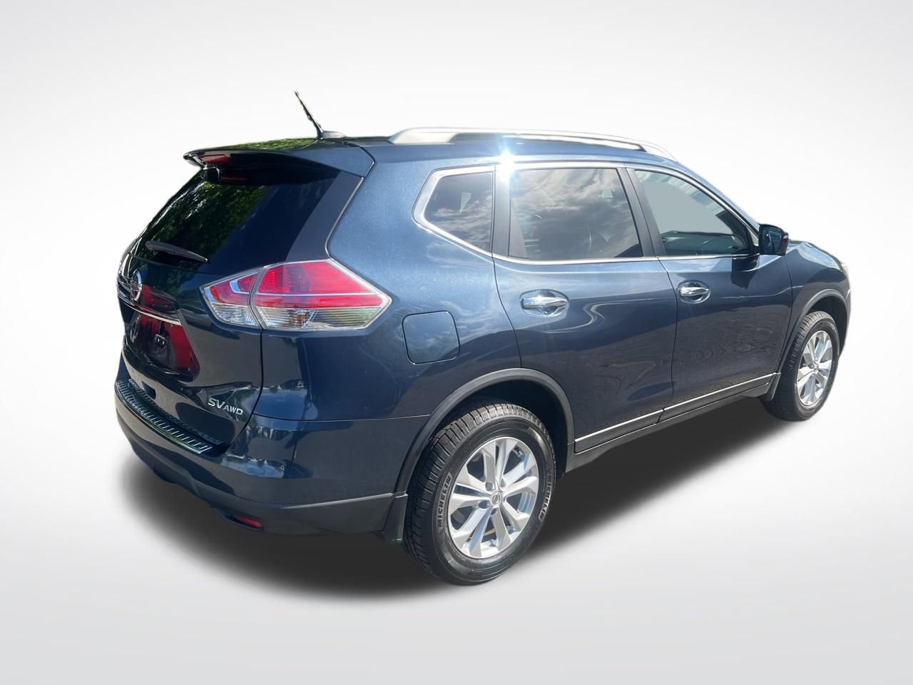Used 2016 Nissan Rogue SV w/ SV Premium Package image 6