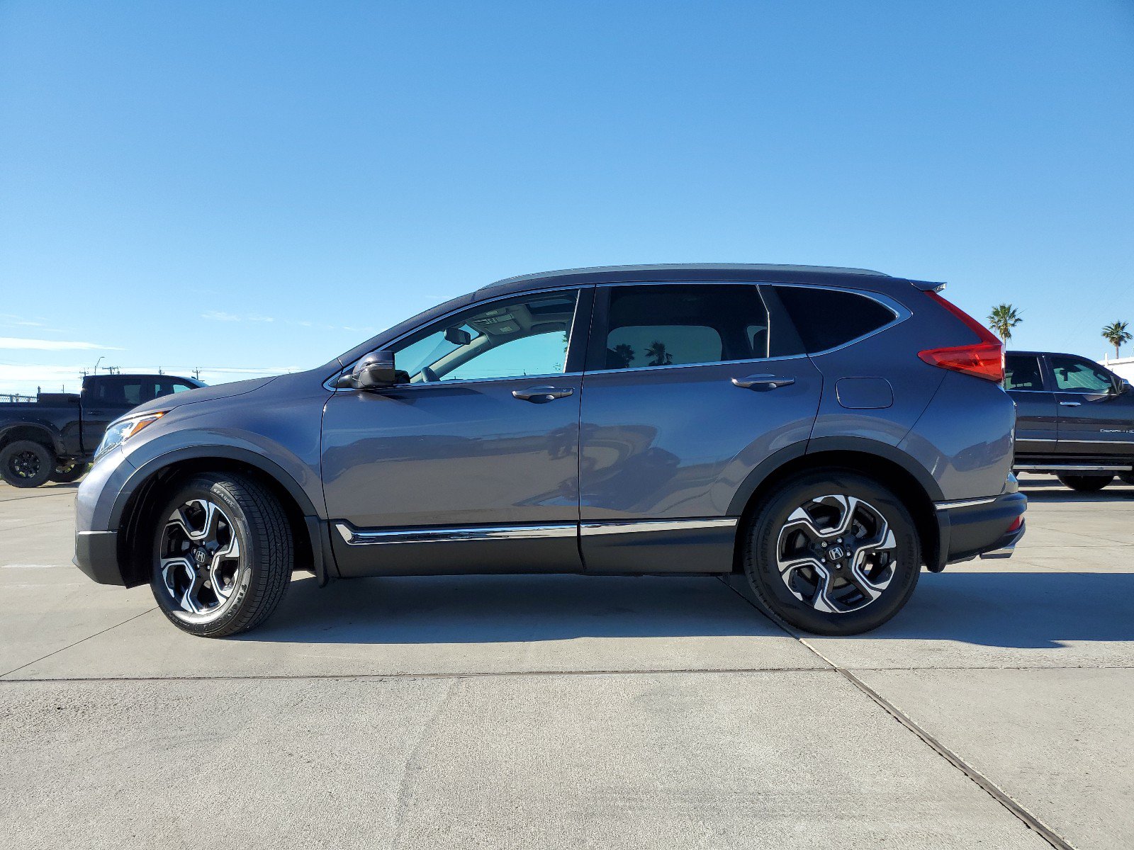Used 2018 Honda CR-V Touring image 8