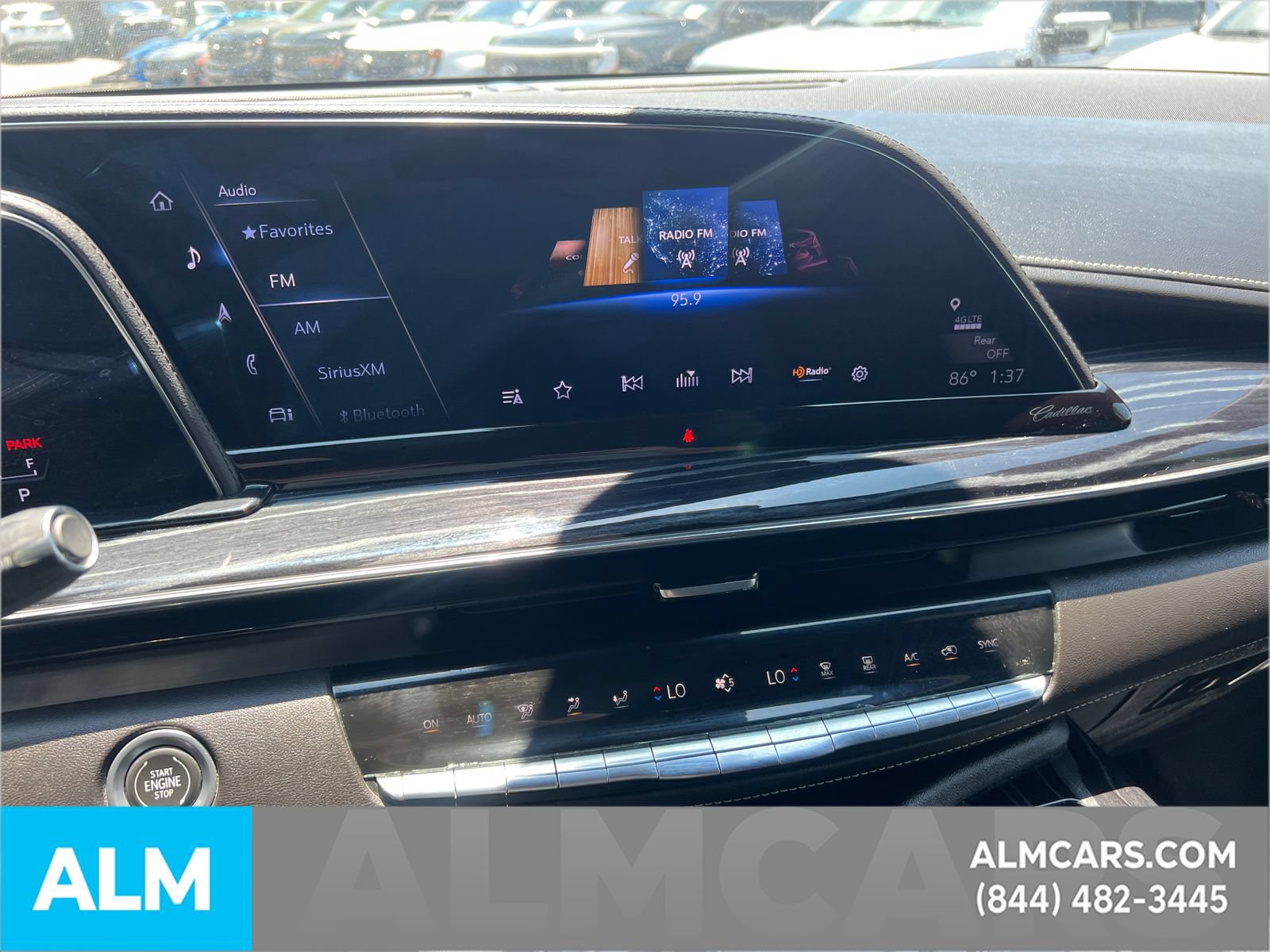 Used 2022 Cadillac Escalade ESV Sport AWD/4WD image 38