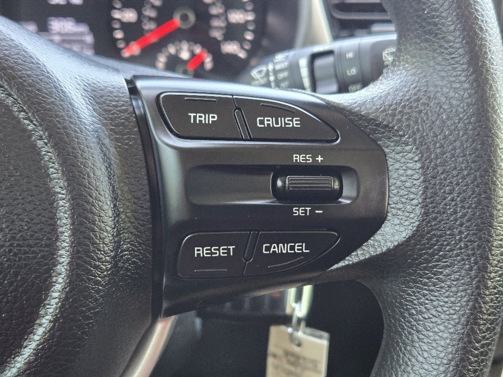 Used 2023 Kia Rio S image 27