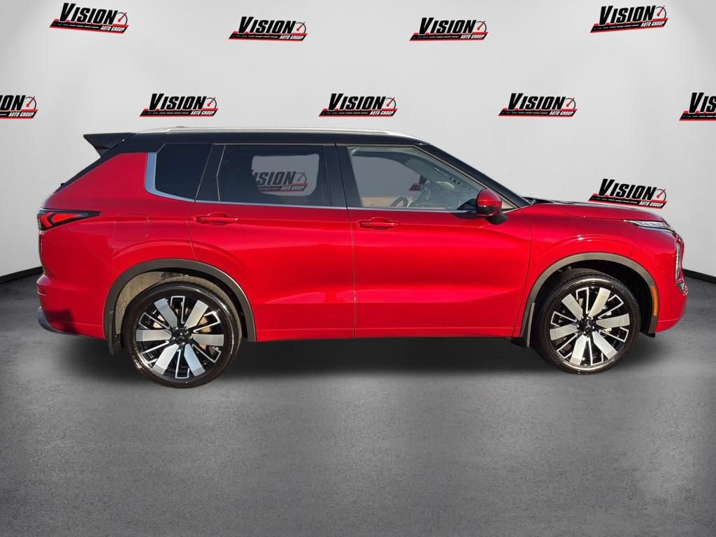 Used 2025 Mitsubishi Outlander SEL AWD/4WD image 4