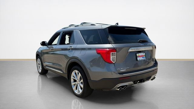 Certified 2023 Ford Explorer Platinum w/ Technology Package AWD/4WD image 4