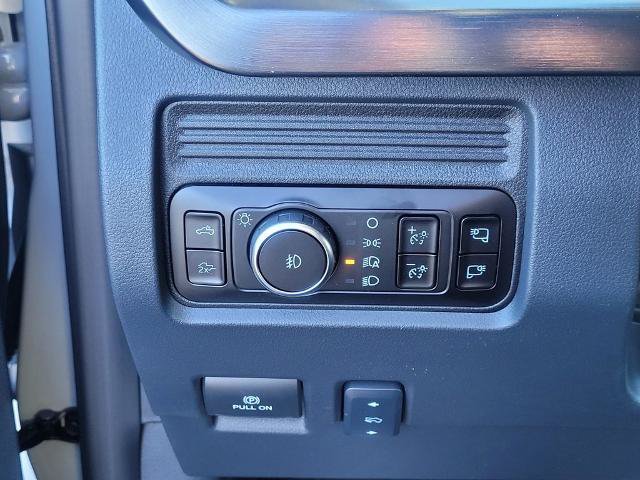 New 2026 Ford F250 4x4 Crew Cab Super Duty image 40