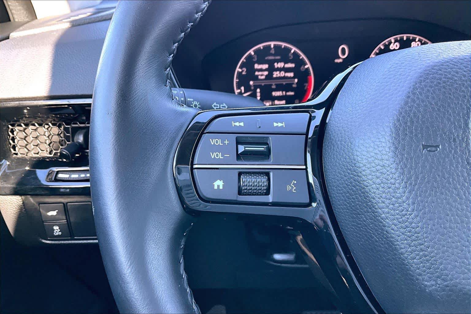 Used 2025 Honda CR-V EX-L image 21