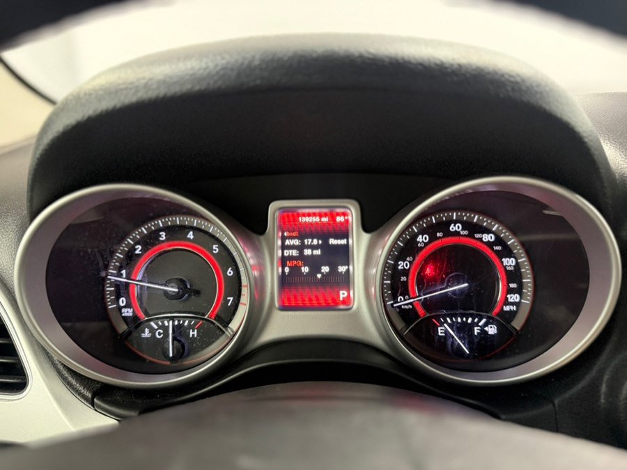 Used 2017 Dodge Journey SE w/ Flexible Seating Group FWD image 57