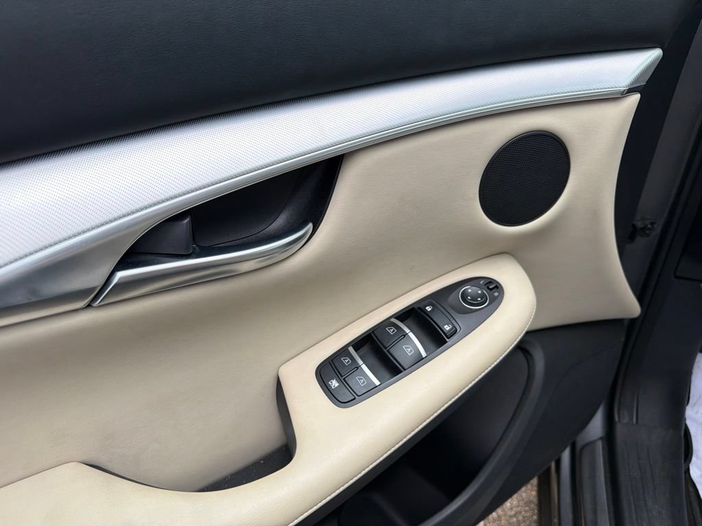 Certified 2020 INFINITI QX50 Luxe w/ Navigation Package FWD image 13