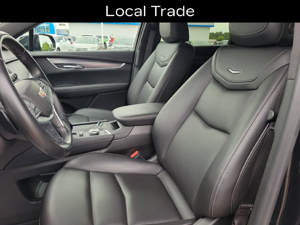 Used 2022 Cadillac XT5 Luxury AWD/4WD image 6