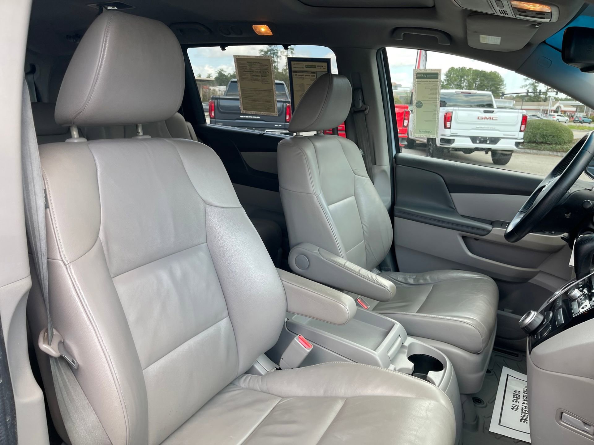 Used 2013 Honda Odyssey EX-L image 30