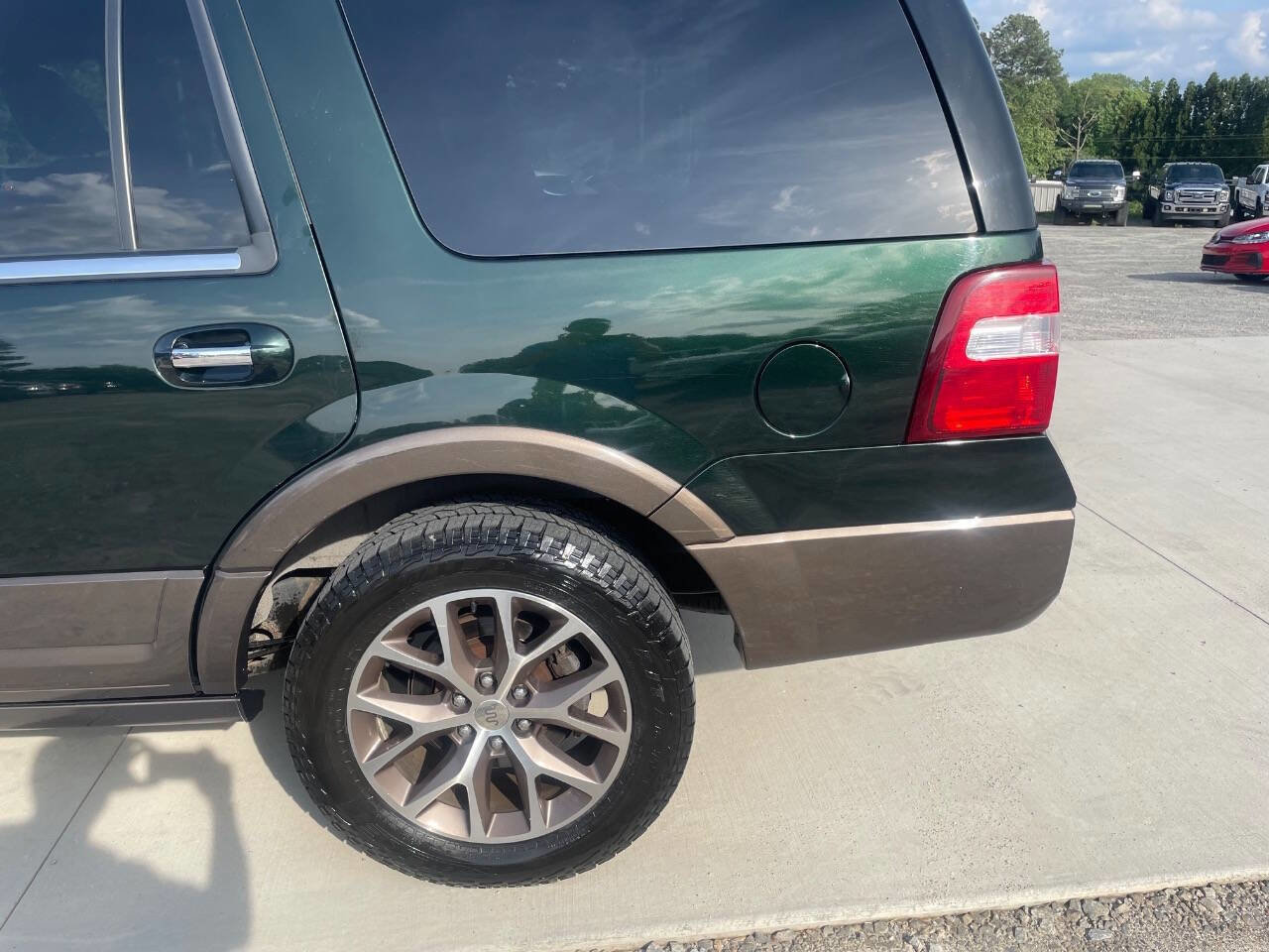 Used 2015 Ford Expedition King Ranch AWD/4WD image 14