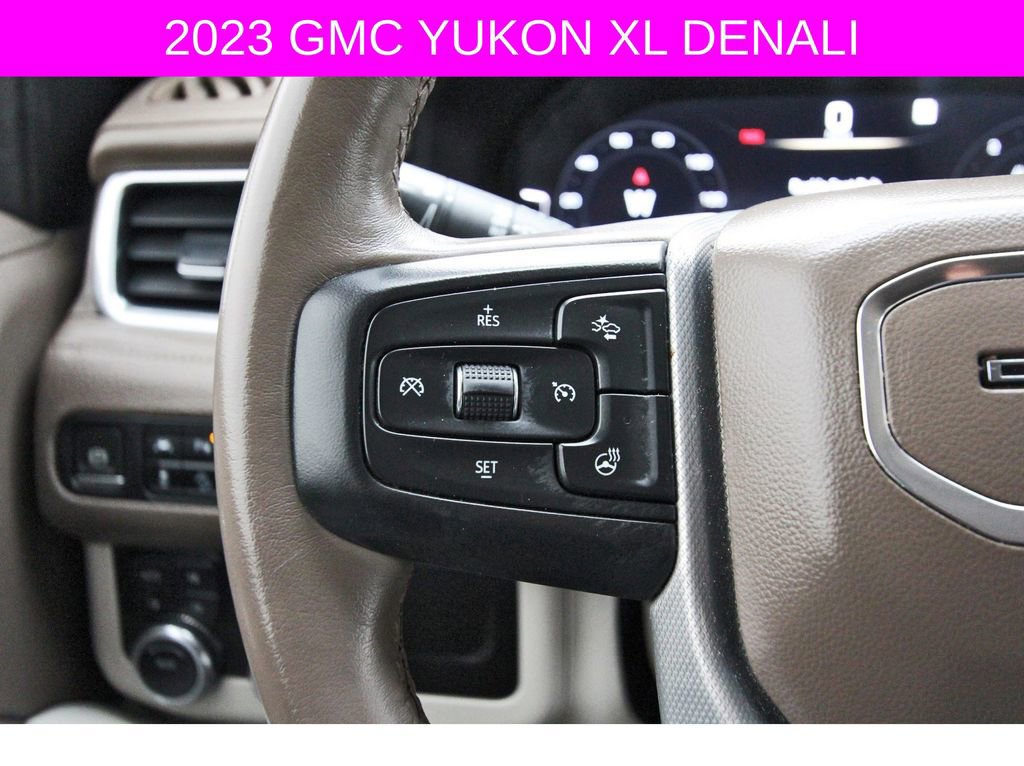 Used 2023 GMC Yukon XL Denali image 19