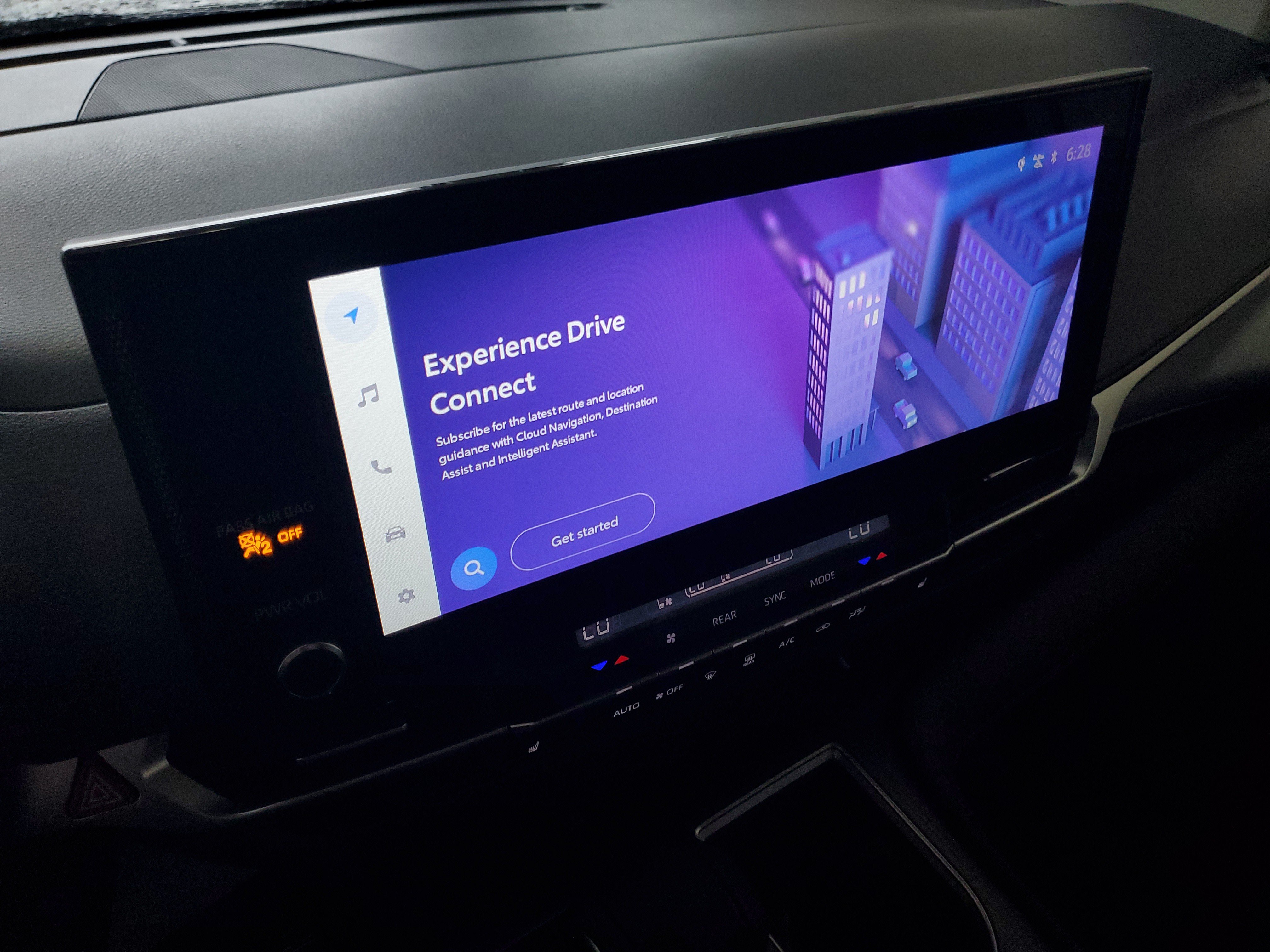 Certified 2025 Toyota Sienna XLE FWD image 31