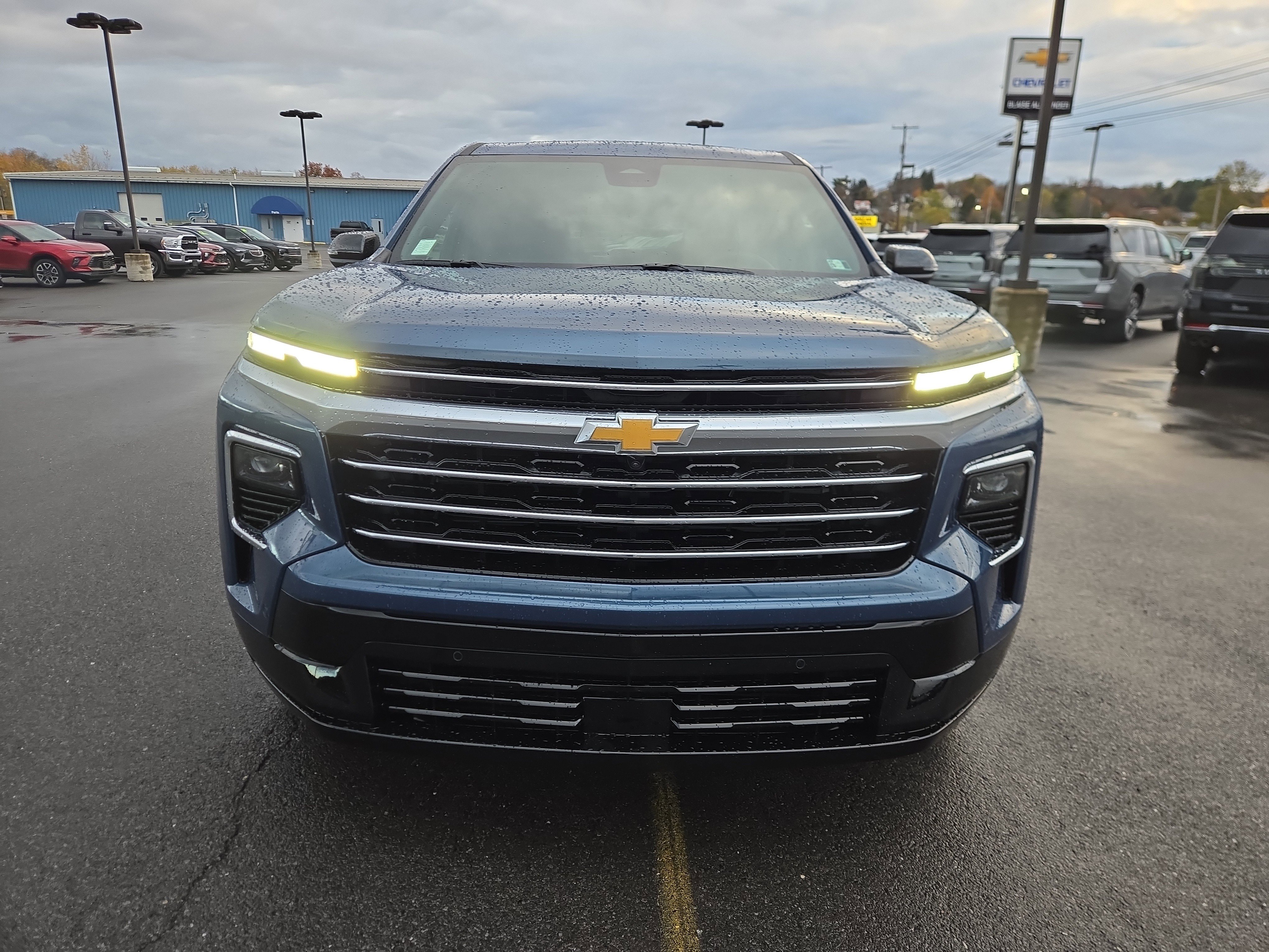 New 2026 Chevrolet Traverse High Country w/ LPO, Floor Liner Package image 9