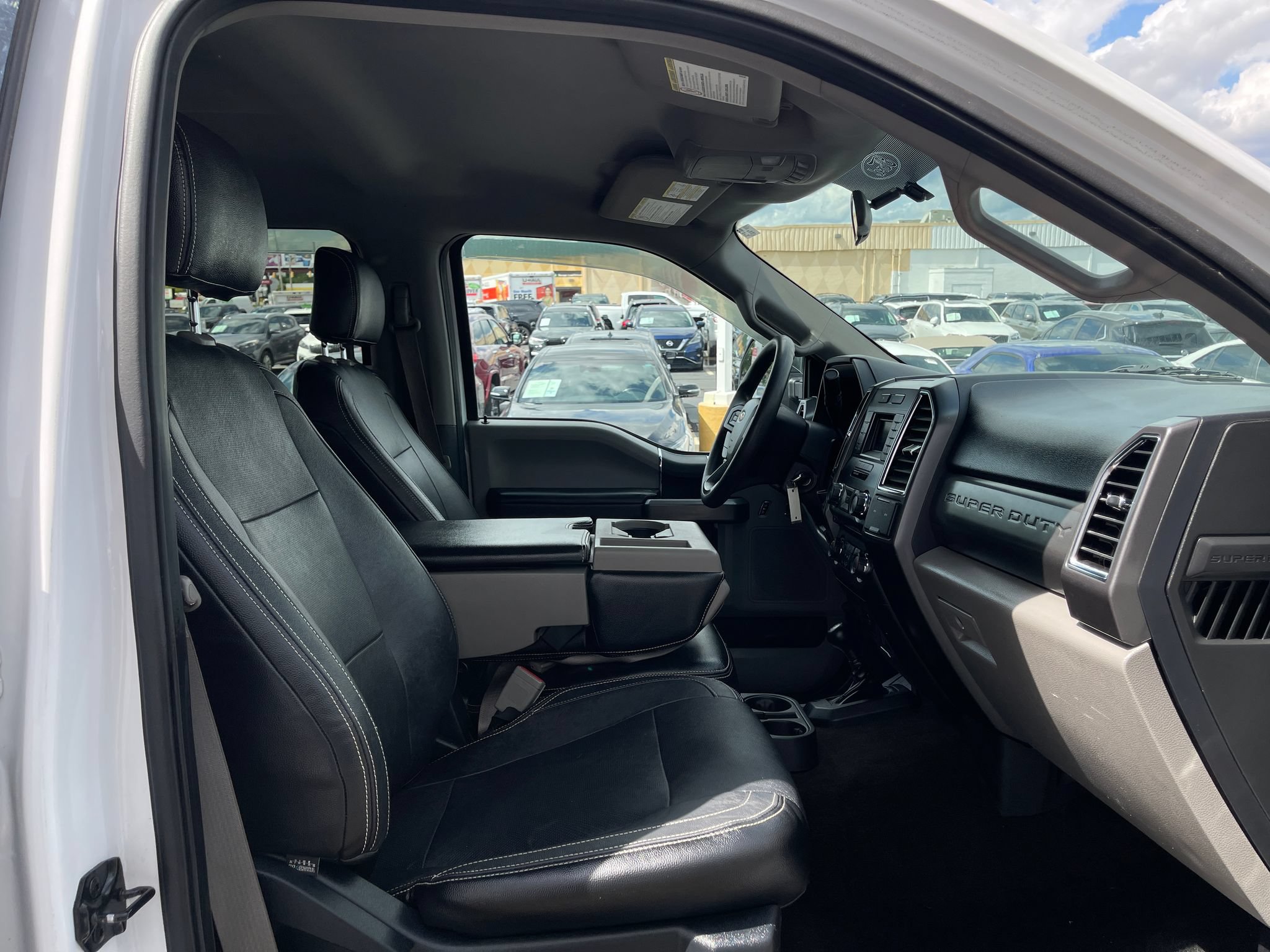 Used 2017 Ford F250 XLT AWD/4WD image 26