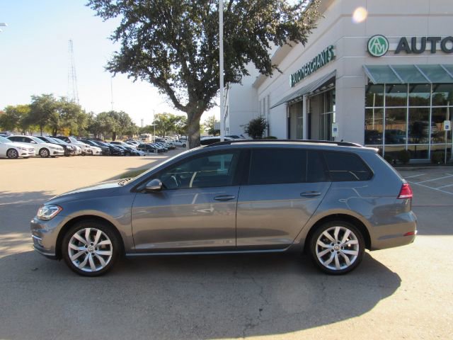 Used 2019 Volkswagen Golf SE image 12