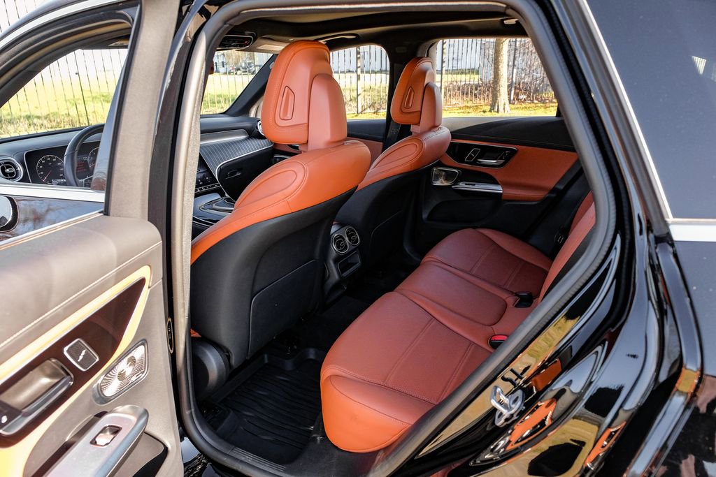 Used 2023 Mercedes-Benz GLC 300 GLC 300 image 41