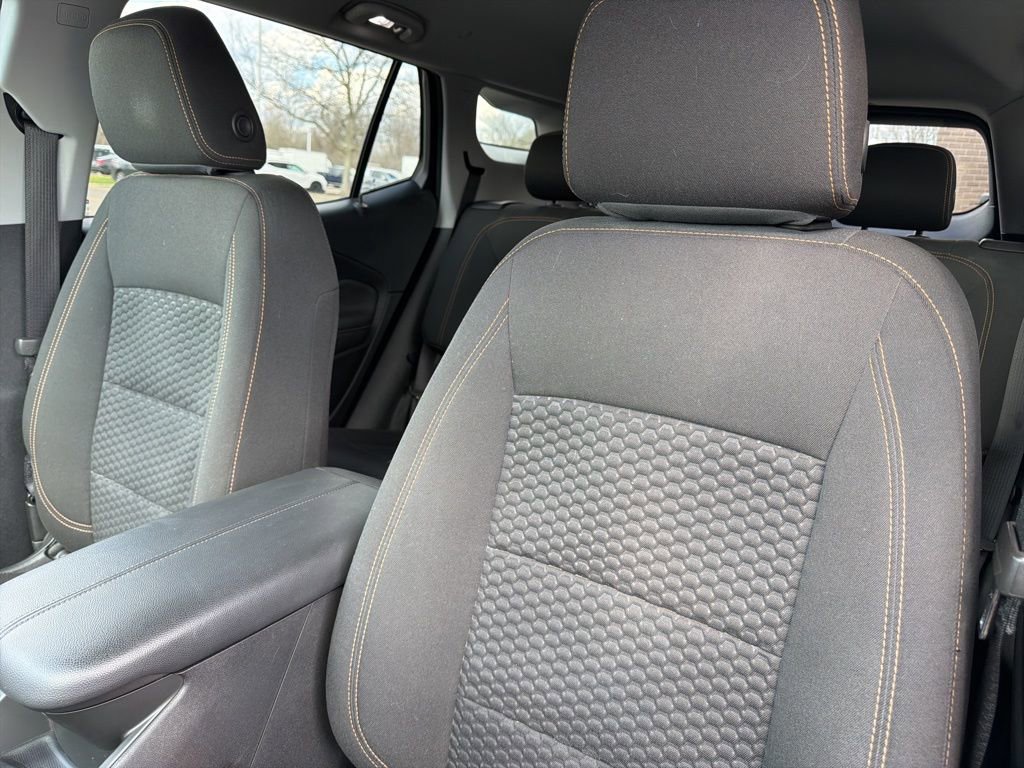 Used 2018 GMC Terrain SLE w/ Driver Convenience Package image 10