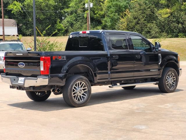Used 2017 Ford F250 Lariat w/ Lariat Value Package AWD/4WD image 4