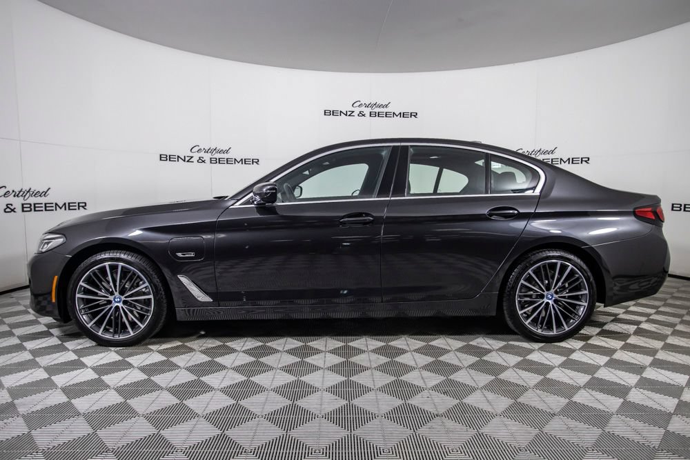 Used 2023 BMW 530e w/ Convenience Package RWD image 10